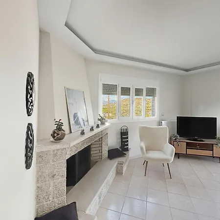 Spacious 3bd In Lefkakia, Nafplio Διαμέρισμα