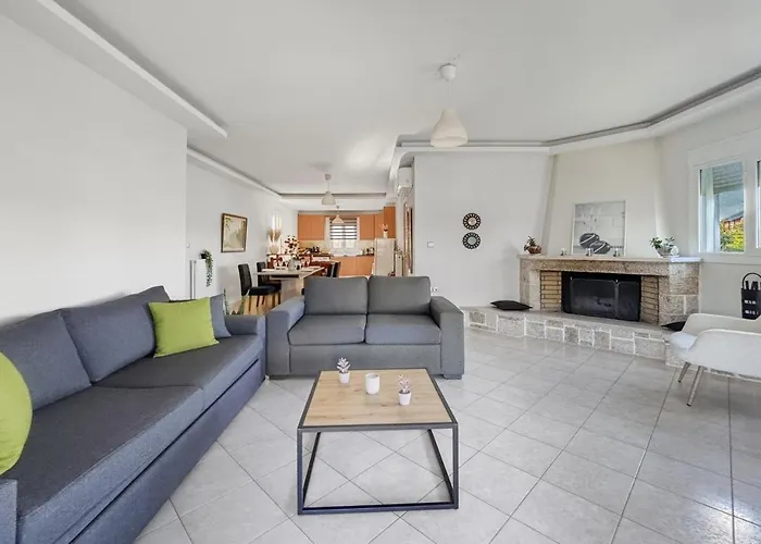 Spacious 3bd In Lefkakia, Nafplio * Levkákia