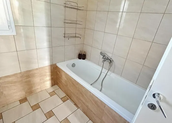 Spacious 3bd In Lefkakia, Nafplio דירה